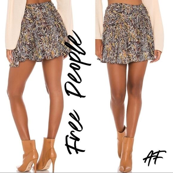 FREE PEOPLE SATURDAY SUN MINI SKIRT NEW - Picture 1 of 11